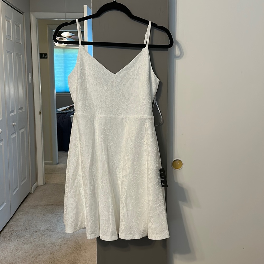 Never worn lace dress. Tags still on